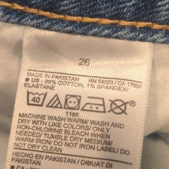 Old Navy Higher High Rise Flare Secret Smooth Pockets Jeans size 26 - Picture 7 of 8